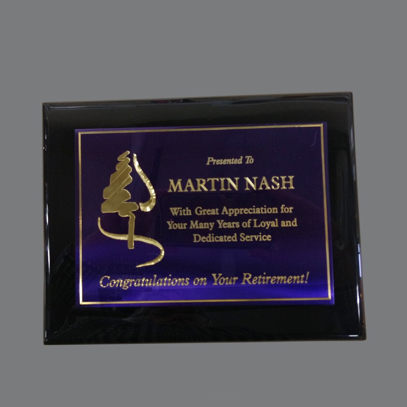 Black Piano Finish Award Plaque With Purple Brass Plate In 5 Sizes