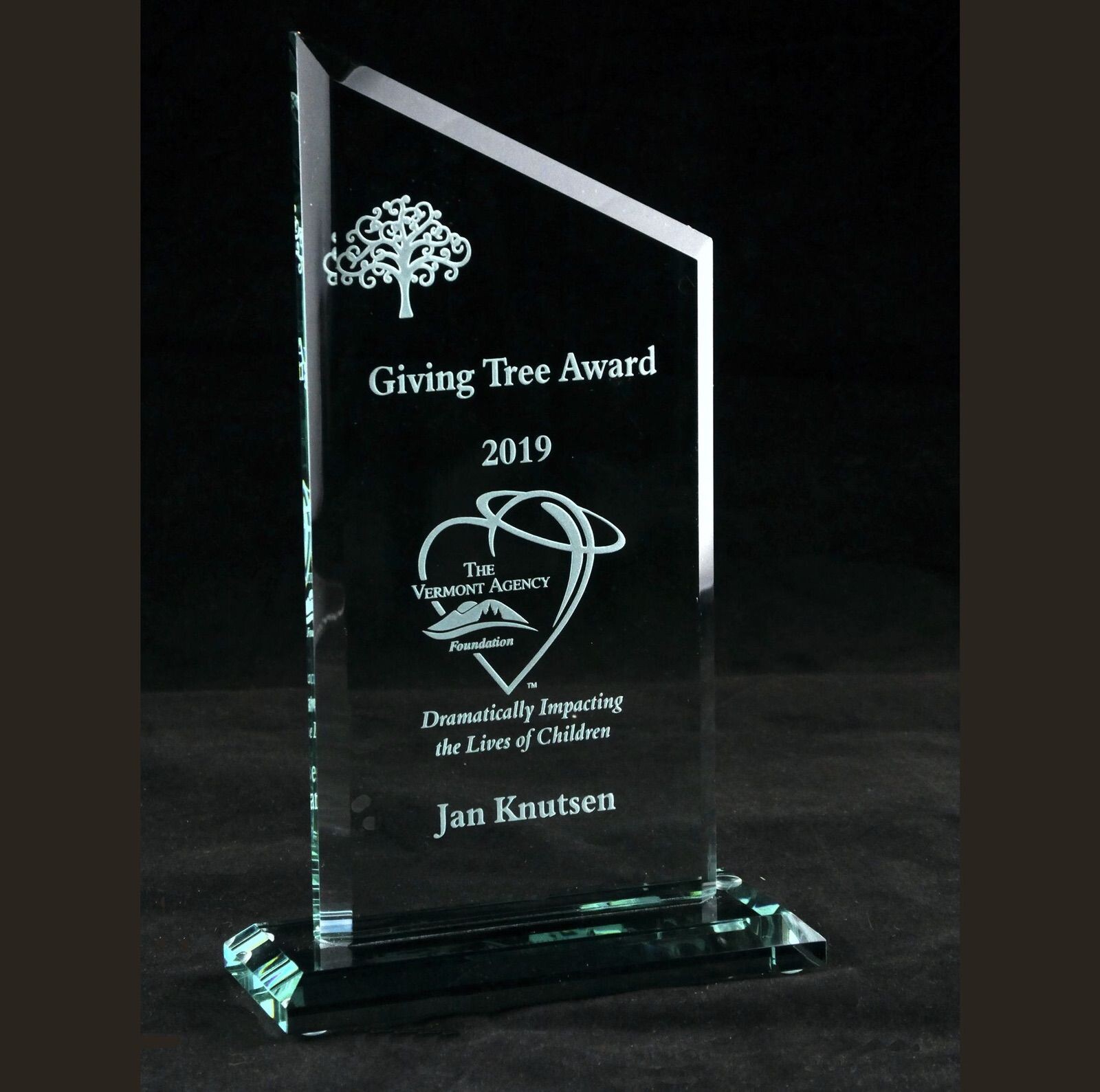 Jade Acrylic Slanted Award In 3 Sizes